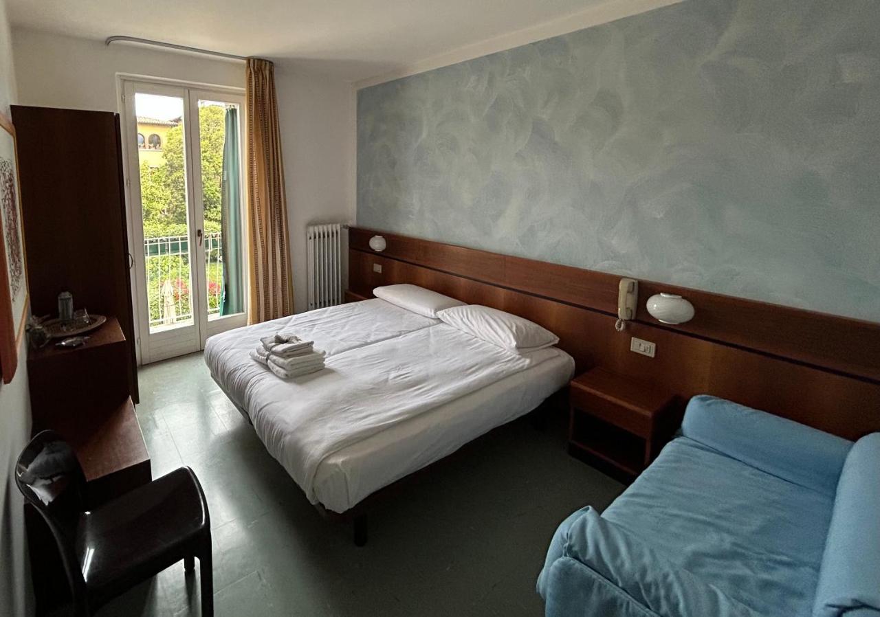 Albergo Da Pina Lazise Exteriör bild