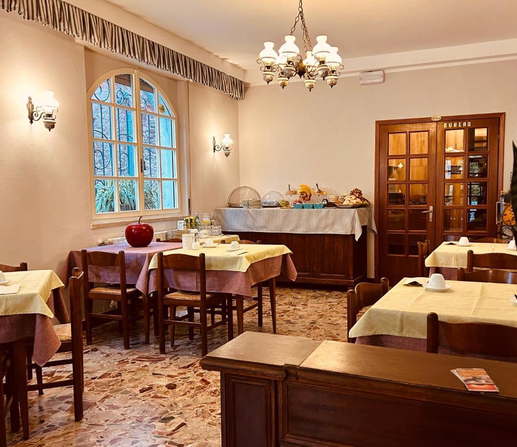 Albergo Da Pina Lazise Exteriör bild